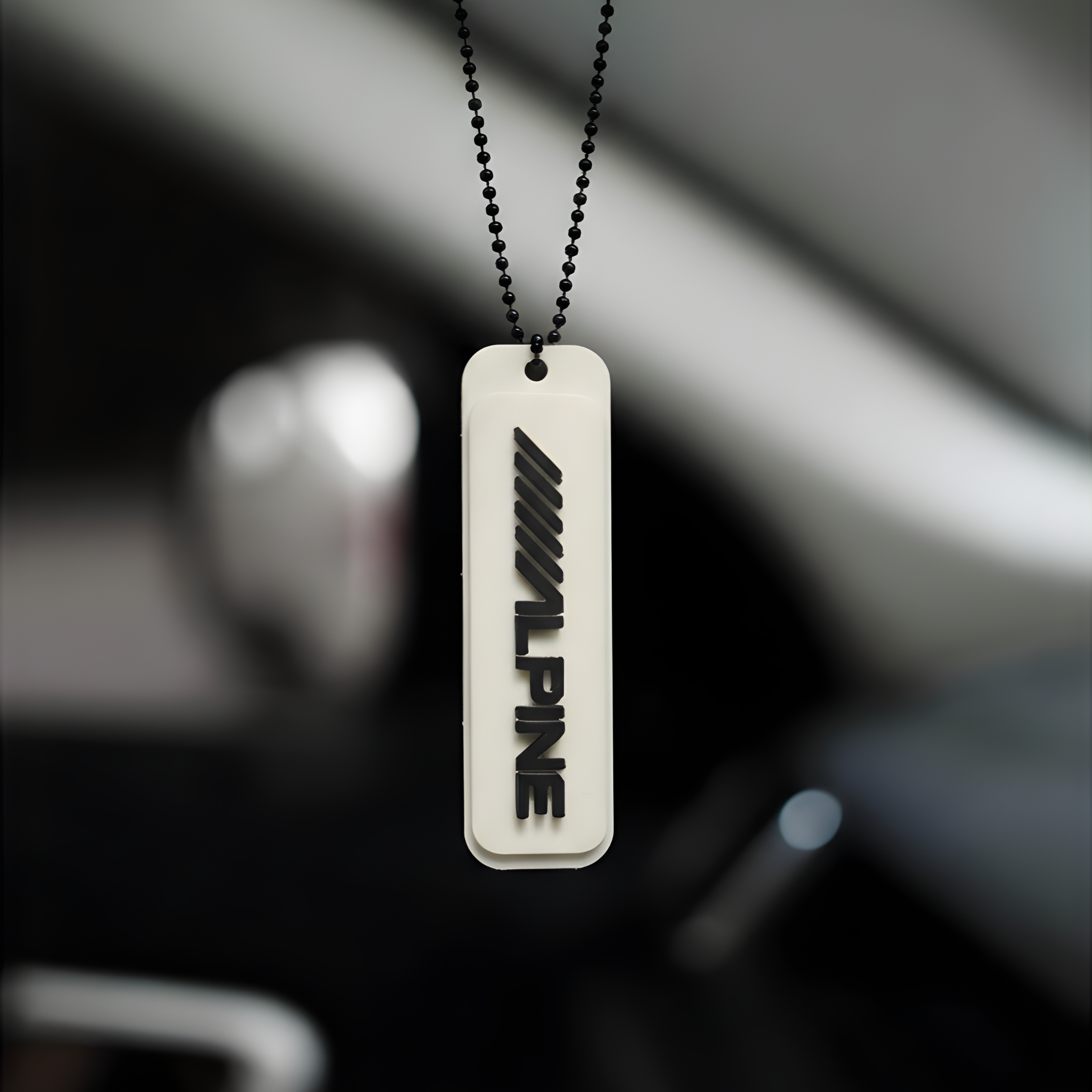 Alpine Tag (white)