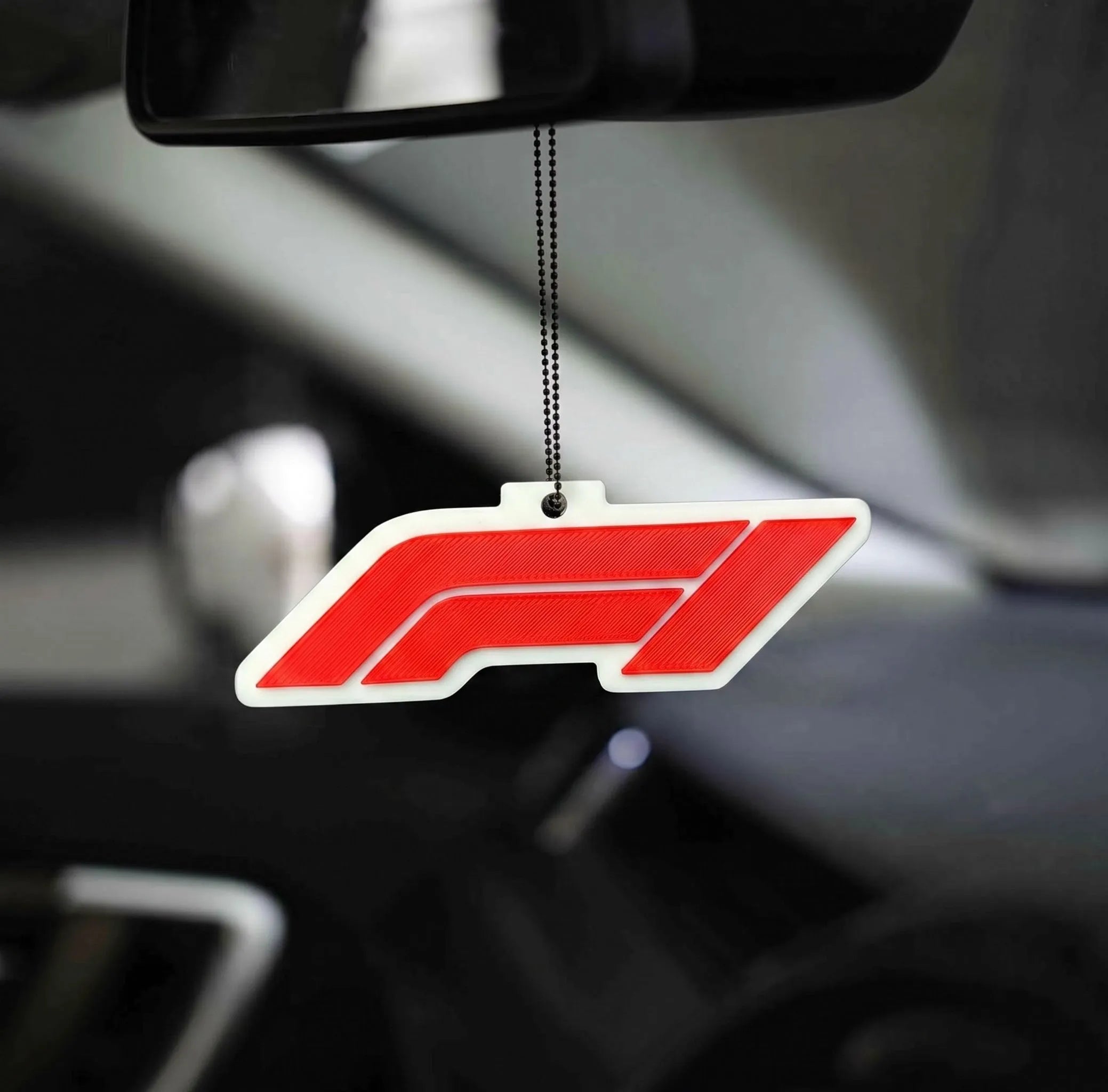 F1 Tag (white)